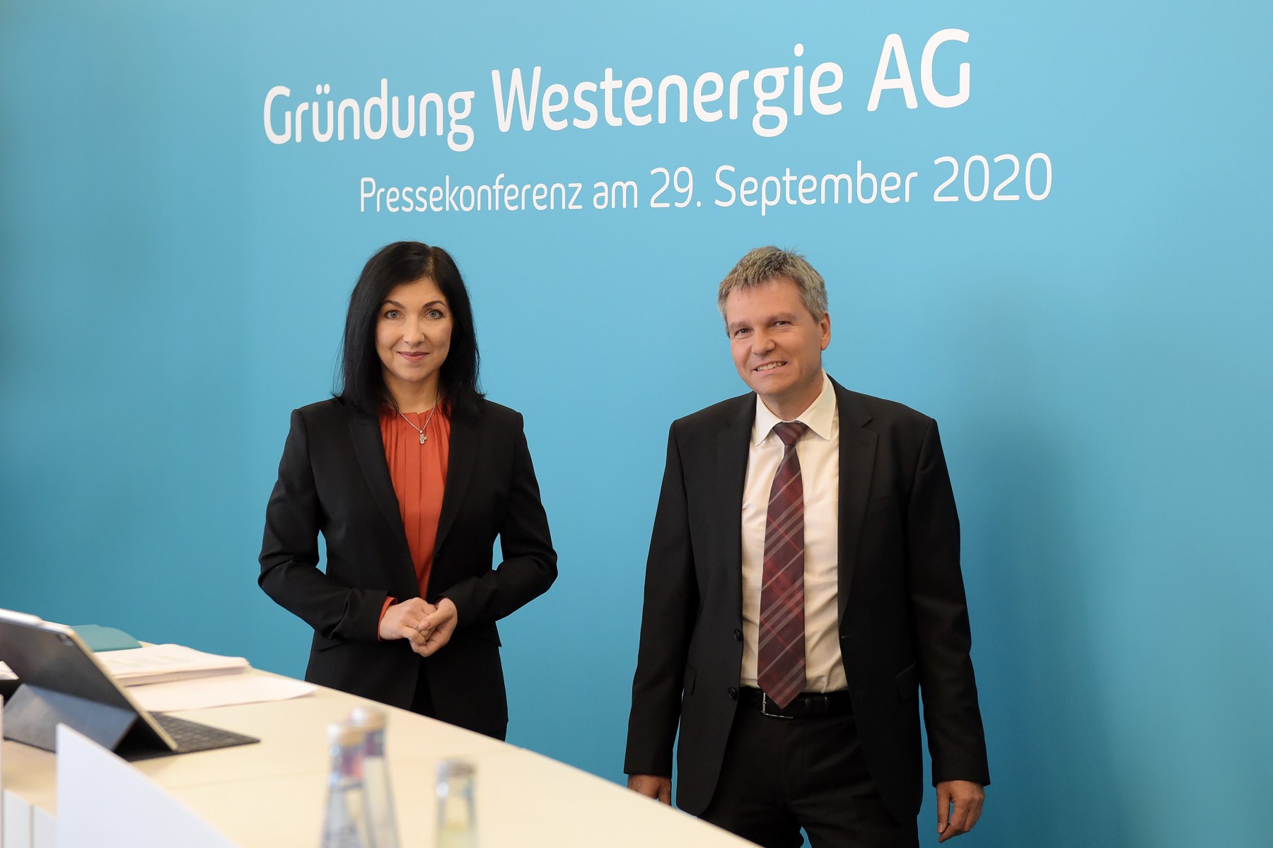 1920_200929pressekonferenzwestenergie.jpg