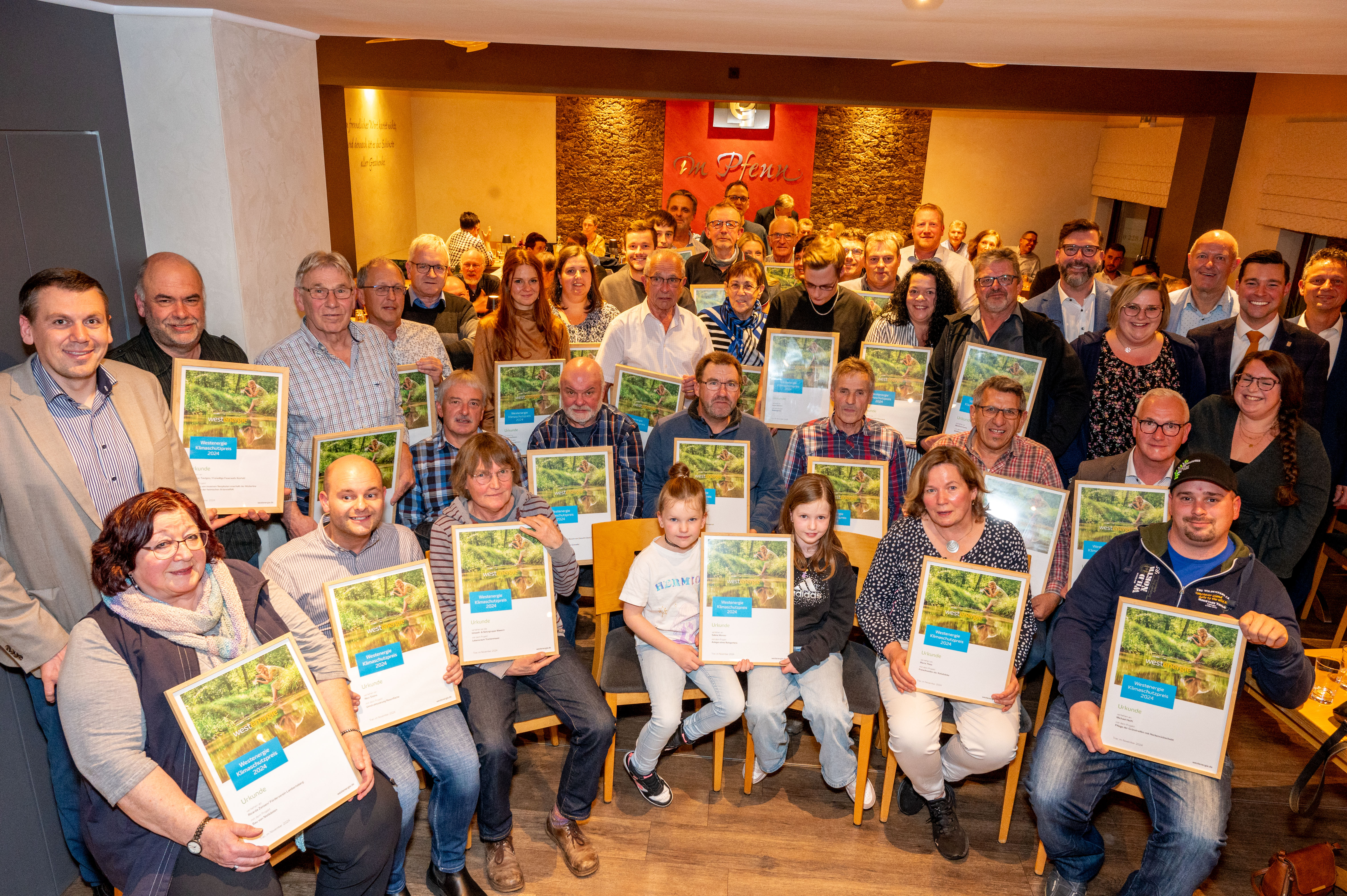 241111 1-Klimaschutzpreis VG Arzfeld und Prüm.jpg