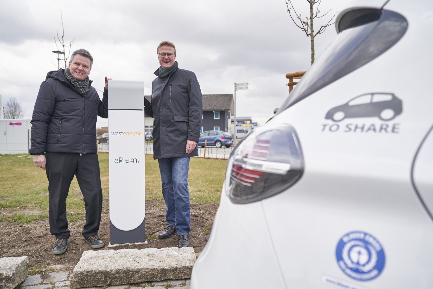 1920_220402-pressefoto-westenergie-ecarsharing-bhh.jpg