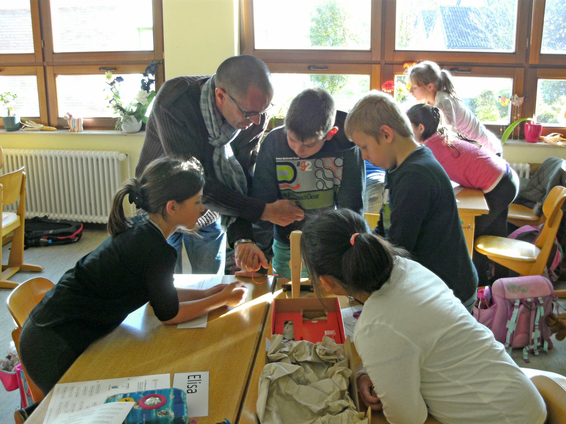 1920_grundschuleadenau-909425.jpg