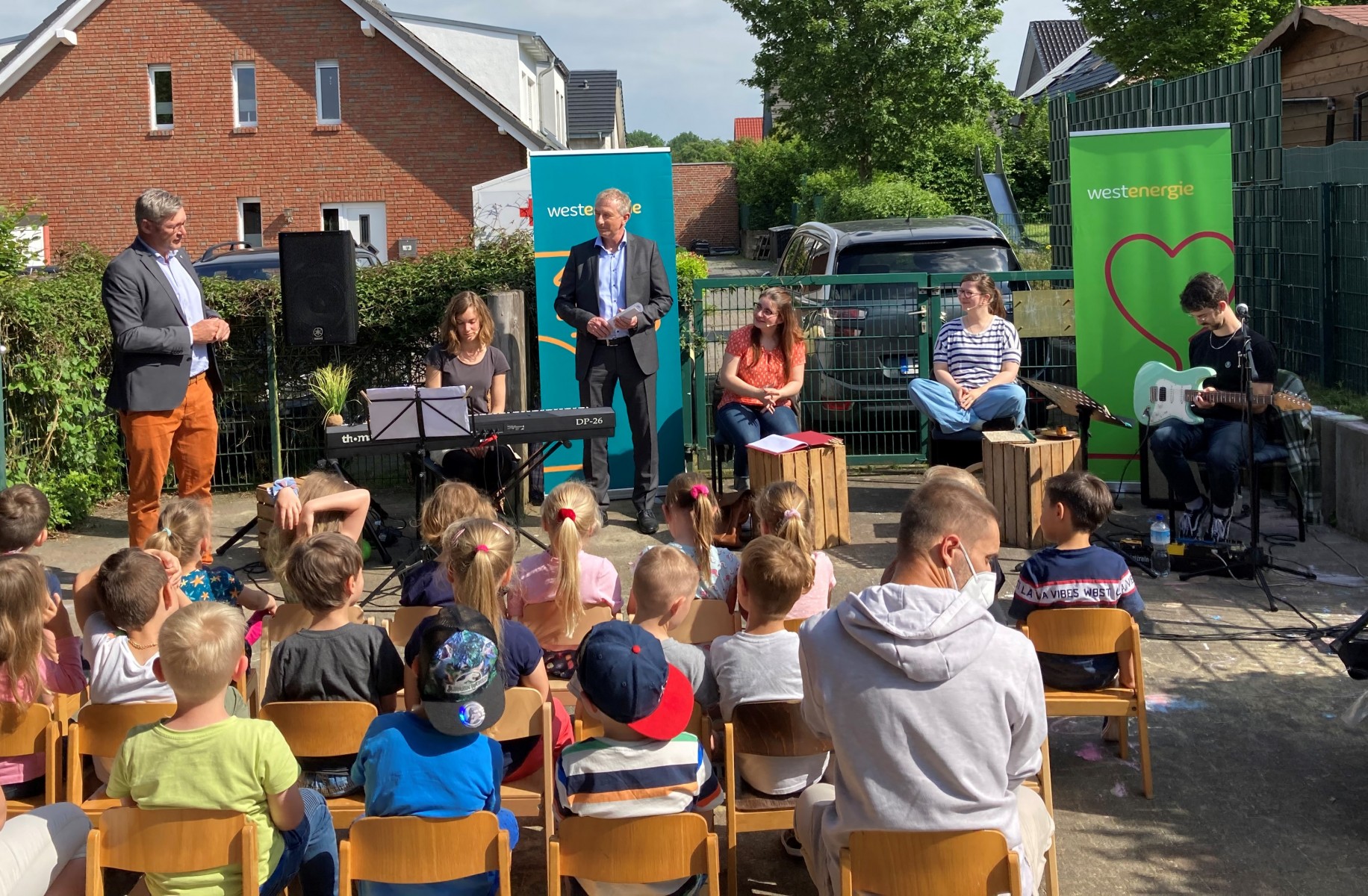 1920_210608kindertheatermobiloe.jpeg