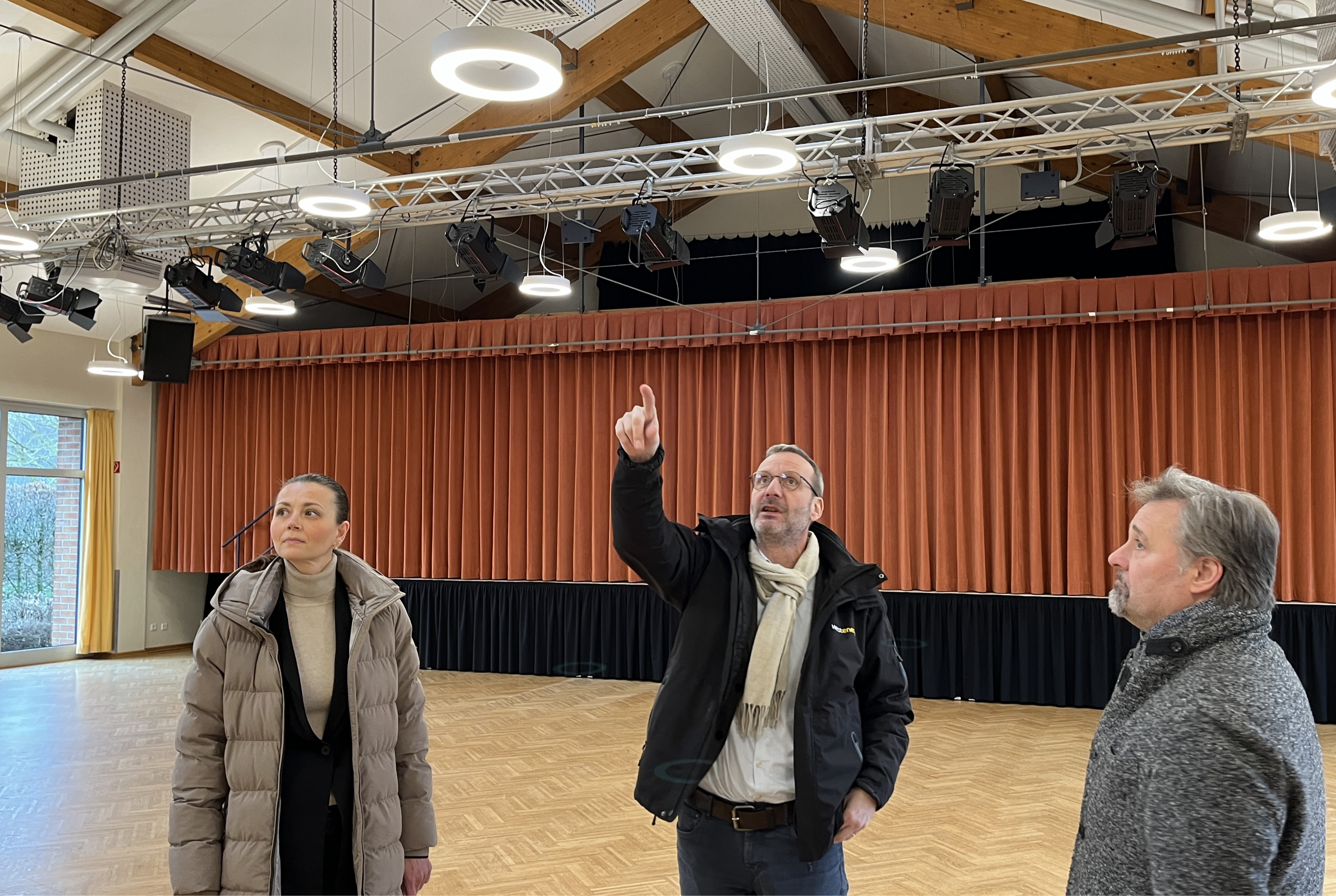 250122 PM LED-Beleuchtung Issum.JPG