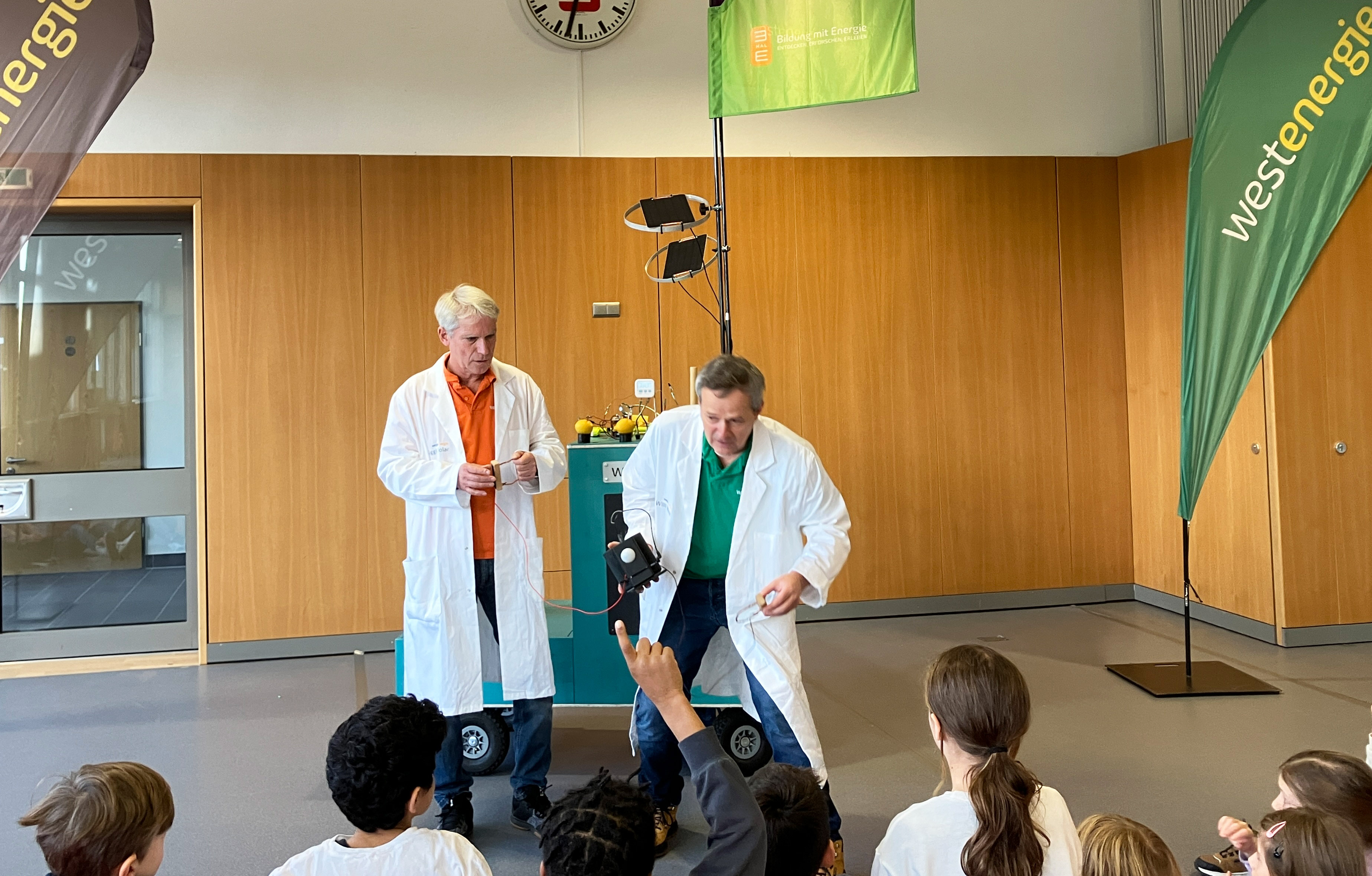 Experimentiermobil Nickenich.jpg