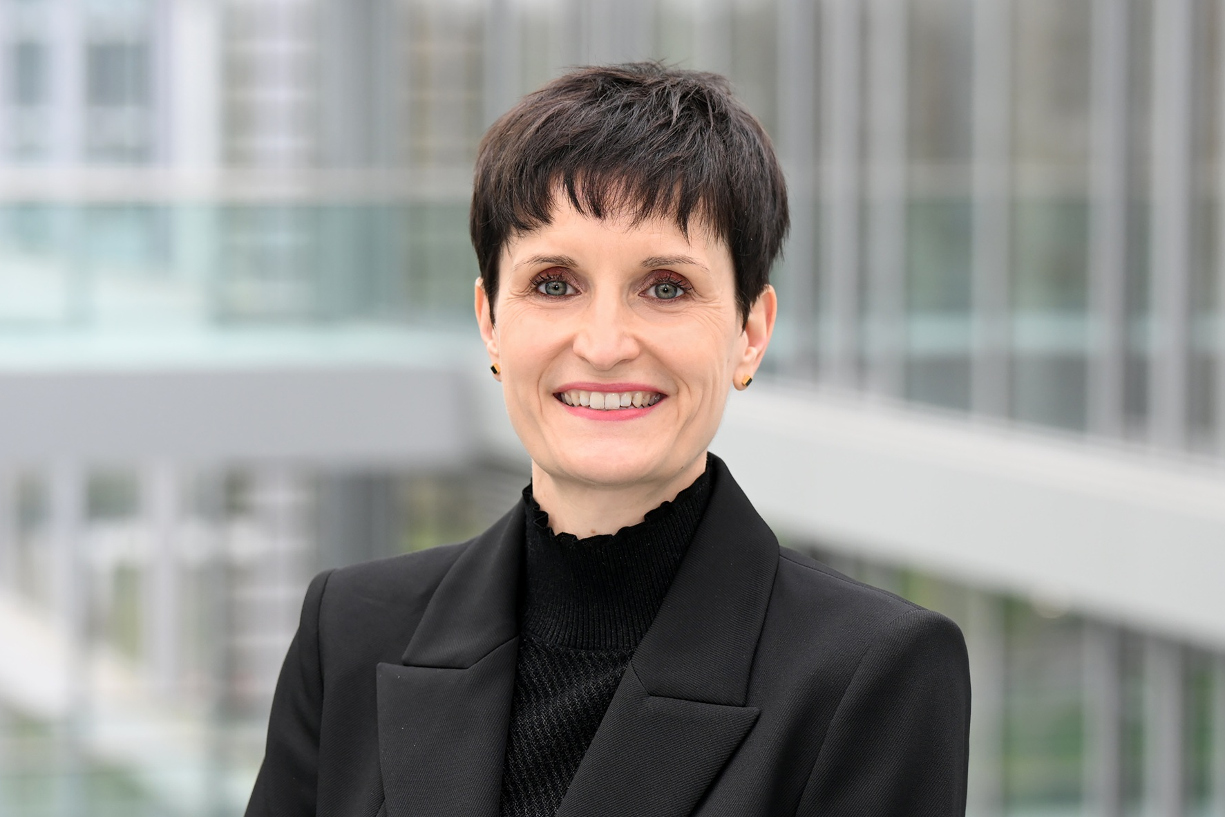 Bild zum Artikel: Gudrun Alt wird neue Geschäftsführerin der Westnetz – neues Ressort „Kunden“ stärkt Kundenfokus und Digitalisierung