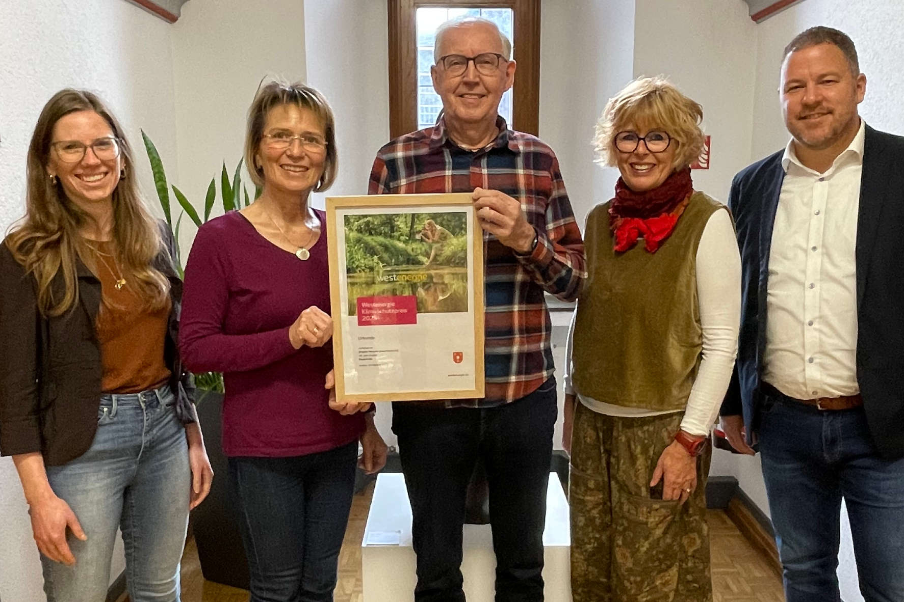 Bild zum Artikel: Repaircafé Kalkar mit dem Westenergie Klimaschutzpreis ausgezeichnet 