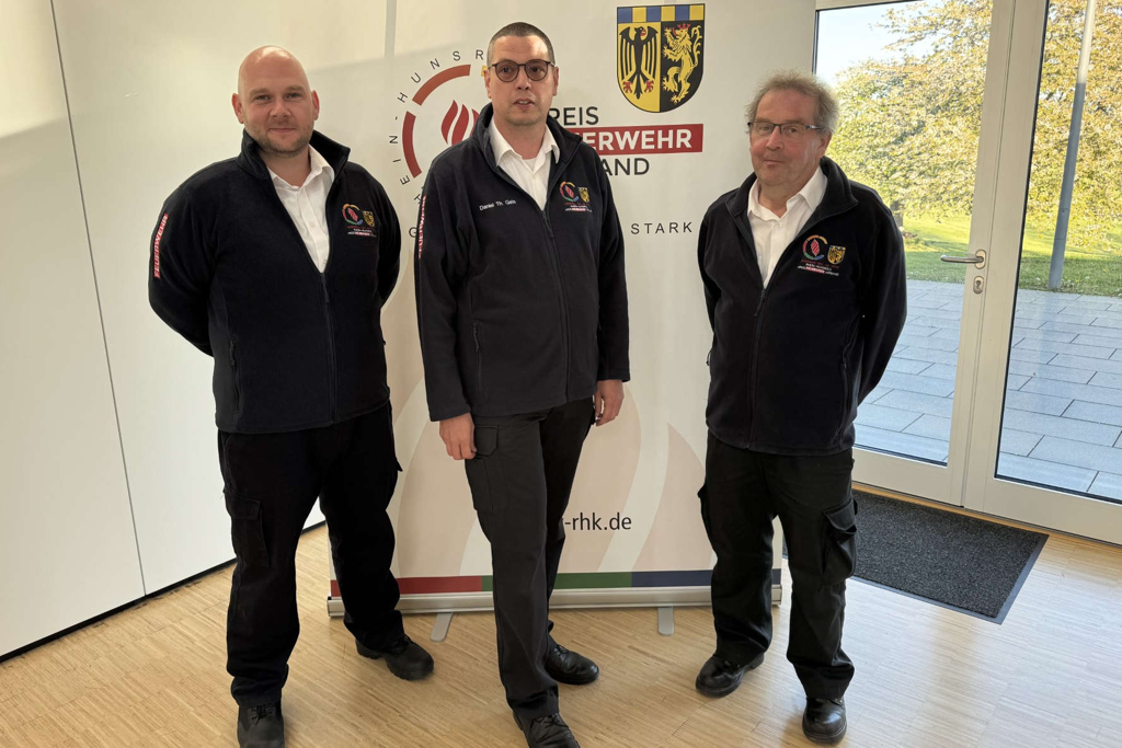 Bild zum Artikel: Neue Ausgehjacken für den Kreisfeuerwehrverband Rhein-Hunsrück-Kreis