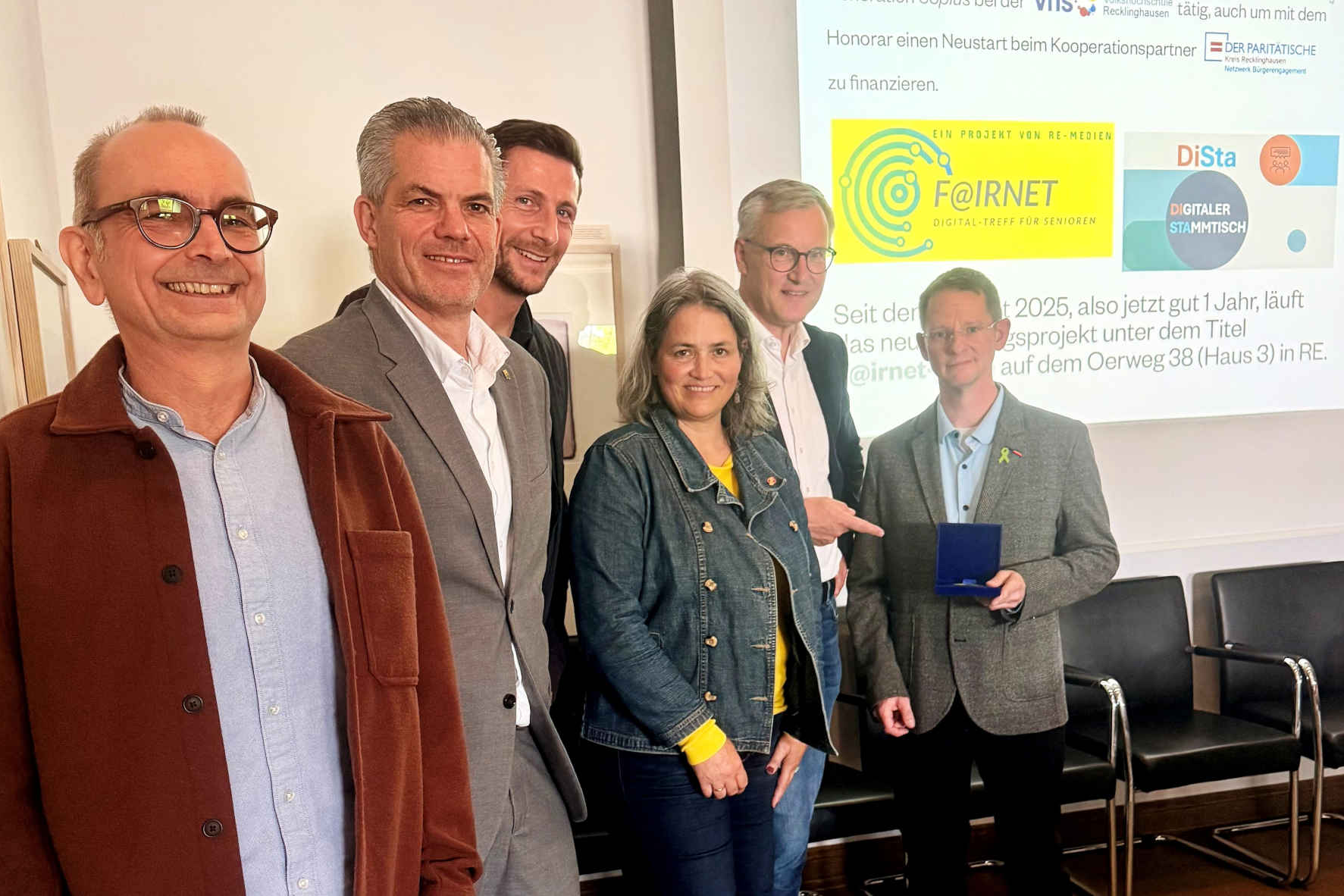 Bild zum Artikel: Fairnet – Digitaltreff für Senioren belegt ersten Platz beim Westenergie LokalStars-Award