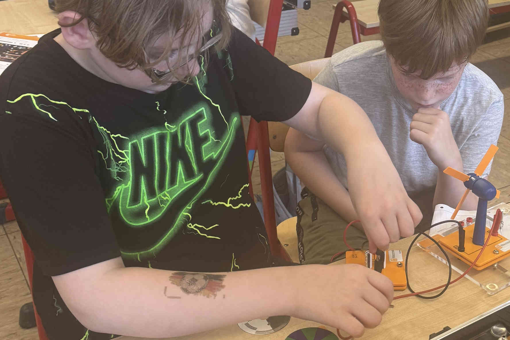 Bild zum Artikel: Wie kommt der Strom in die Steckdose? Westenergie bringt Energiewissen an die Schule 