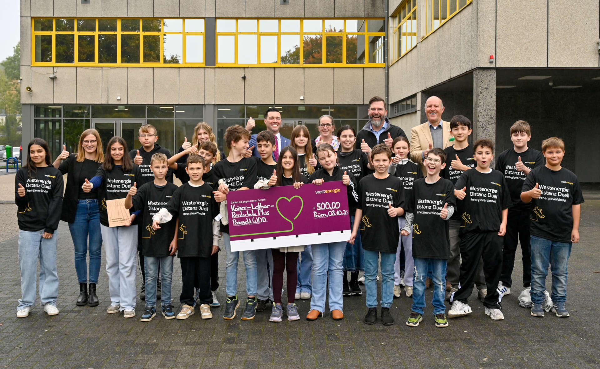 Bild zum Artikel: Kaiser-Lothar-Realschule Plus erläuft 500 Euro beim Westenergie Distanz Duell in Prüm 