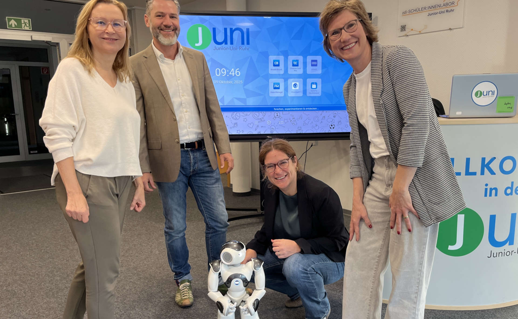Bild zum Artikel: Bildung durch Partnerschaft: Junior-Uni Ruhr kooperiert mit Westenergie