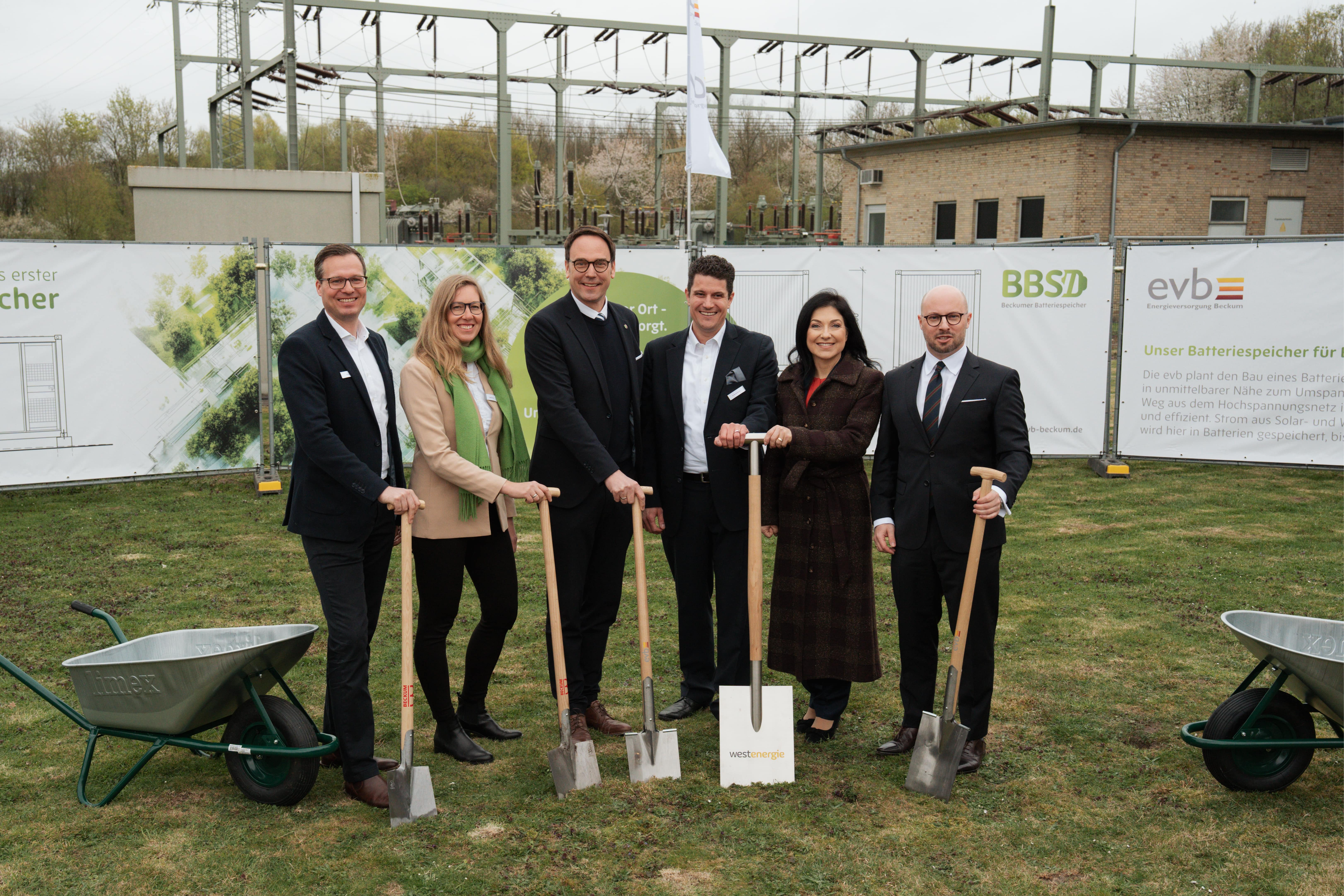 Großbatteriespeicher: Beckum startet Bau zukunftsweisender Speicherlösung